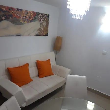 Marques De La Merced Apartamento *